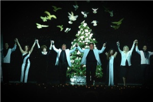 Hamner Barber Wings of Christmas Show