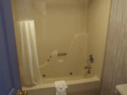 AmazInn & Suites