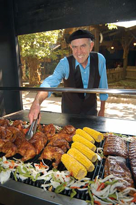 SDC BB Que Pit Bluegrass BBQ 2