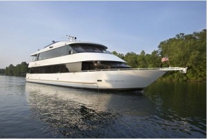 Welcome the New Year in celebrating aboard the 100 foot luxury yacht "Landing Princess."