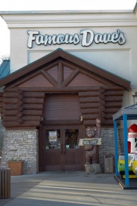 Famous Dave's o  at Branson Landing.