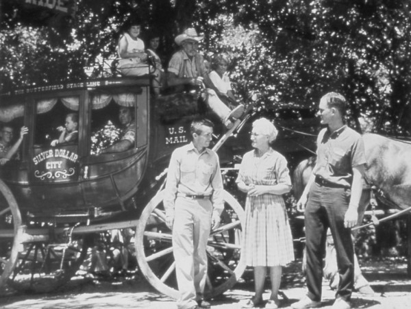 Jack, Mary and Peter Herschend  near the time Silver Dollar City opened. *