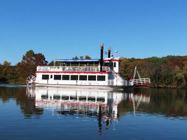 Main Street Lake Cruises Lake Queen